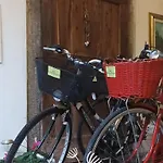 Nocleg ze śniadaniem La Corte Del Segrino