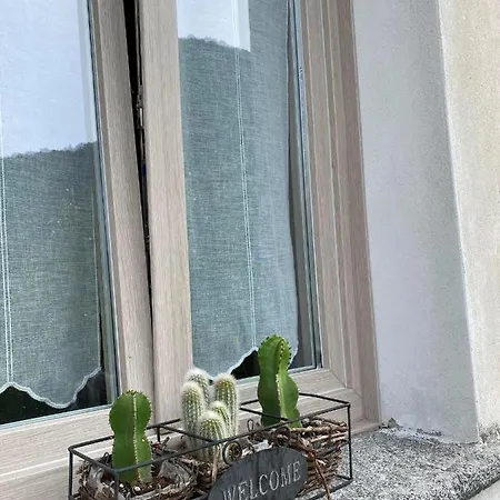 La Corte Del Segrino Bed & Breakfast 3*