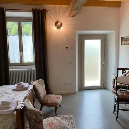 La Corte Del Segrino فندق مبيت وإفطار 3*