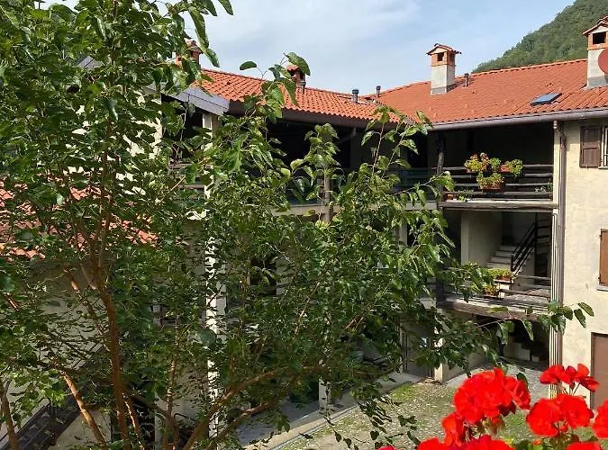 La Corte Del Segrino Canzo