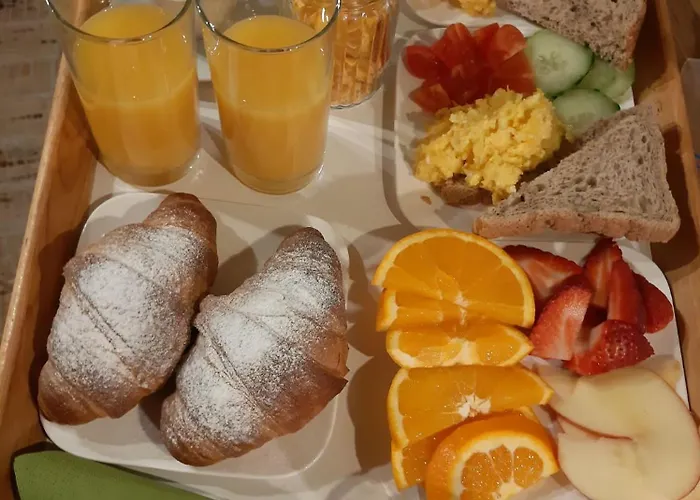 Bed & Breakfast La Corte Del Segrino 3*